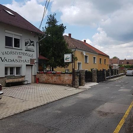 Nimrod Vendeghaz Sopron Hotel ภายนอก รูปภาพ