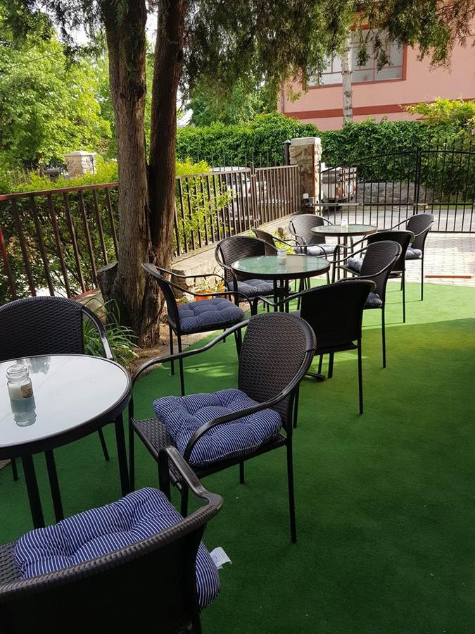 Nimrod Vendeghaz Sopron Hotel ภายนอก รูปภาพ